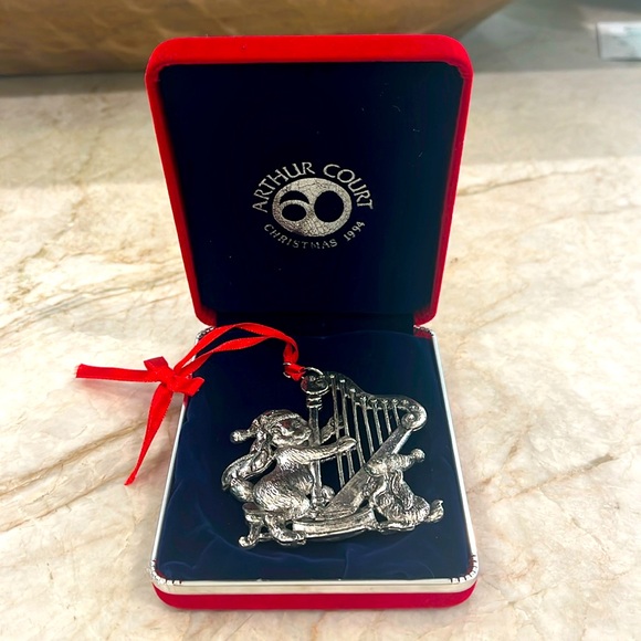 Arthur Court 1994 Christmas Ornament - Picture 1 of 1